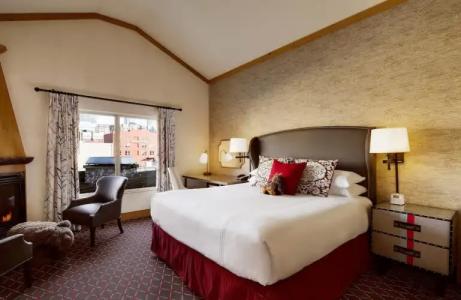 The Edgewater, a Noble House - 35