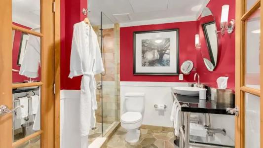 The Edgewater, a Noble House - 120