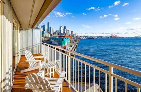 The Edgewater, a Noble House - 92