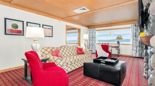 The Edgewater, a Noble House - 131