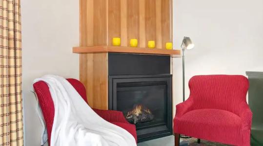 The Edgewater, a Noble House - 56