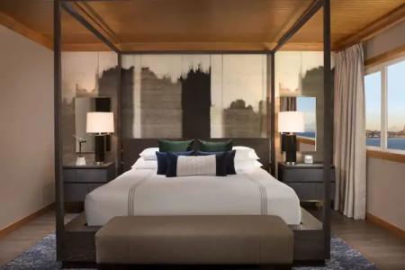 The Edgewater, a Noble House - 161