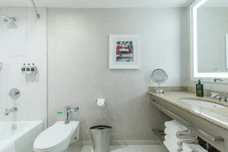 Coast Seattle Downtown by APA - 7