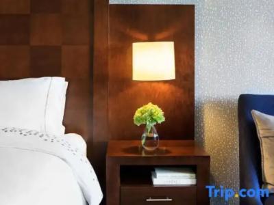 Renaissance Seattle - 81