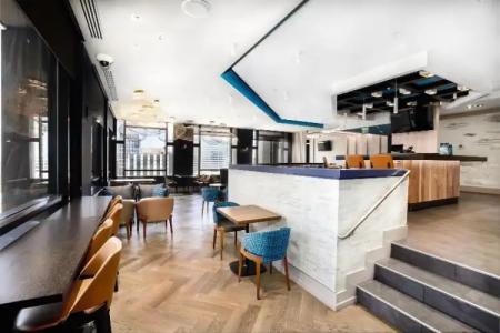 Renaissance Seattle - 98