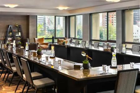 Renaissance Seattle - 30