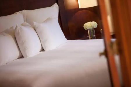 Renaissance Seattle - 125