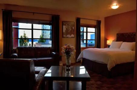 The Inn at El Gaucho - 3