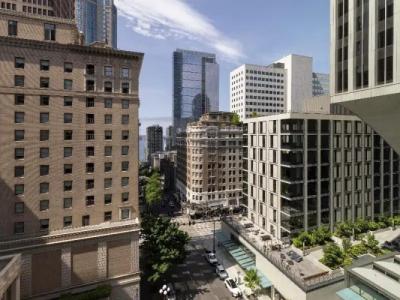 Fairmont Olympic - - 68