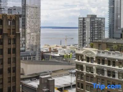 Fairmont Olympic - - 95