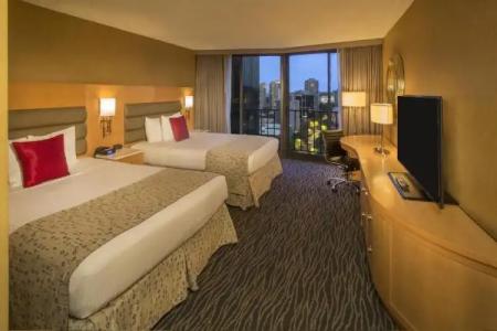 Warwick Seattle - 73