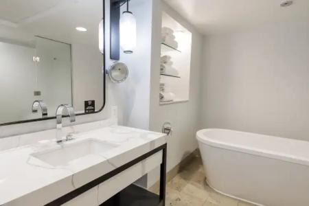 1000, Lxrs & Resorts - 55