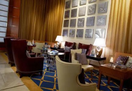 Renaissance Dallas - 37