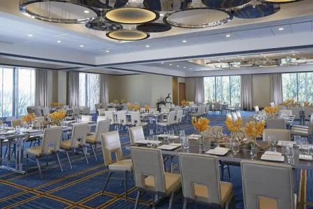 Renaissance Dallas - 16