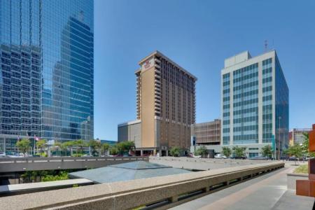 Crowne Plaza DALLAS DOWNTOWN by IHG - 18