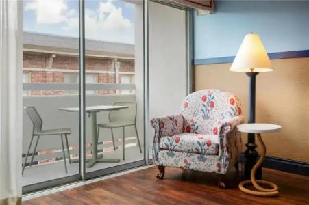 Graduate by Hilton Dallas - 67