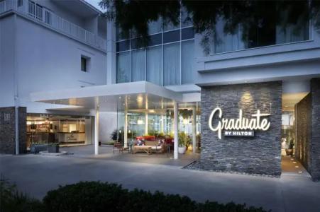 Graduate by Hilton Dallas - 0