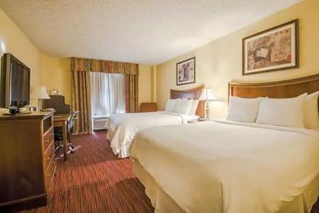 MCM Elegante and Suites – Dallas - 10