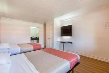 Motel 6 Dallas, TX - Market Center - 45