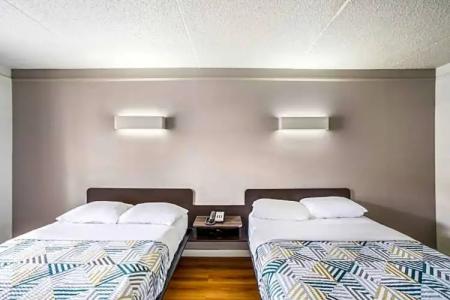 Motel 6 Dallas, TX - Market Center - 27