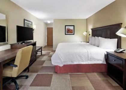 Hampton Inn Dallas/Irving-Las Colinas - 3