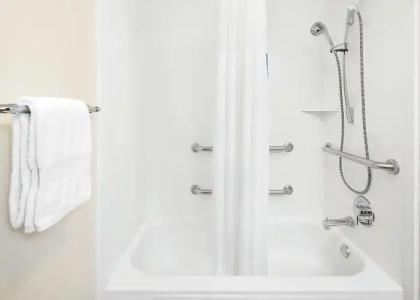 Hampton Inn Dallas/Irving-Las Colinas - 7