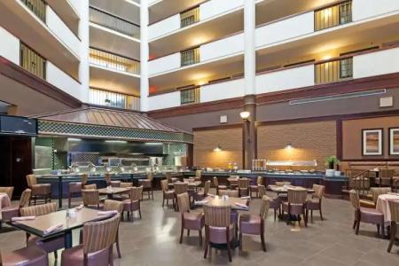 Wyndham Dallas Suites - Park Central - 16