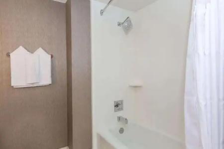 Wyndham Dallas Suites - Park Central - 50