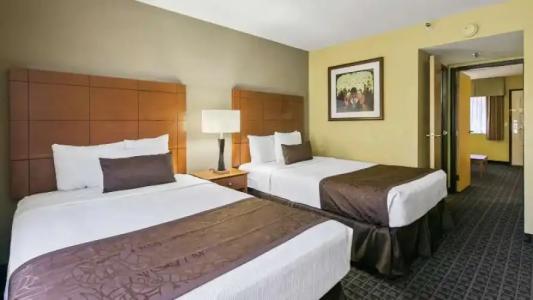 Best Western Plus Scottsdale Thunderbird Suites - 61