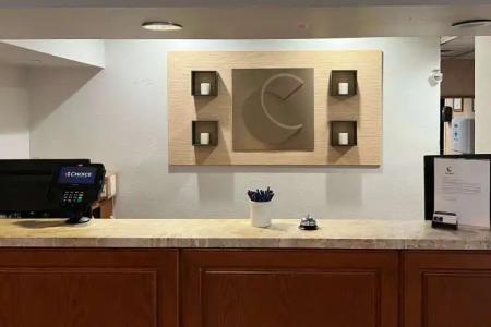 Comfort Inn I-10 West at 51st Ave - 21