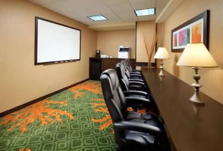 Sheraton Waikiki Beach Resort - 13