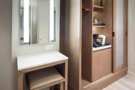 Sheraton Waikiki Beach Resort - 64