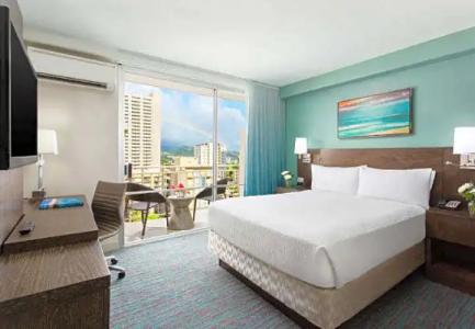 Courtyard Waikiki Beach - 38