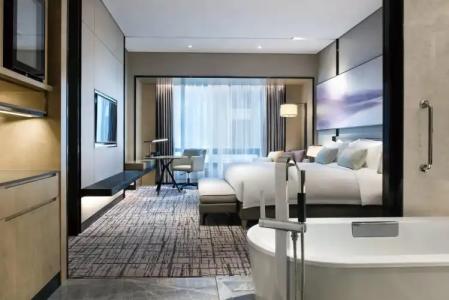 Halepuna Waikiki by Halekulani - 30