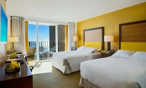Hilton Waikiki Beach Resort & Spa - 42