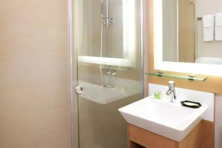 Moana Surfrider, A Westin Resort & Spa, Waikiki Beach - 10