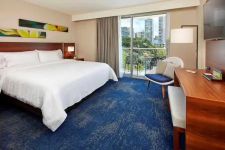 Hilton Garden Inn Waikiki Beach, - 5