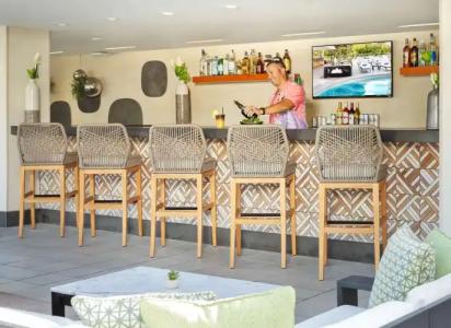 Hilton Garden Inn Waikiki Beach, - 34