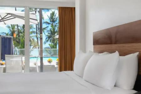 Park Shore Waikiki - 9