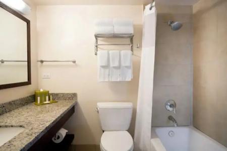 Park Shore Waikiki - 38