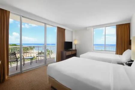 Park Shore Waikiki - 45