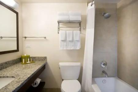 Park Shore Waikiki - 43