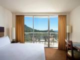 Premier Quadruple room with ocean view