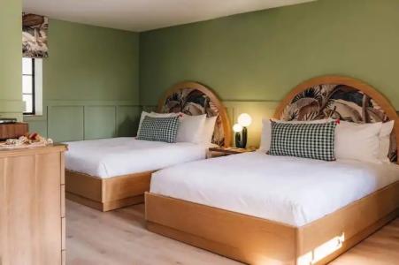 Wayfinder Waikiki - 44