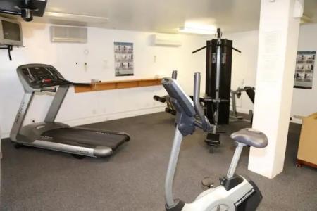 Wayfinder Waikiki - 13