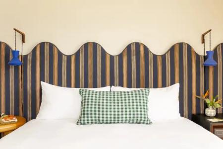 Wayfinder Waikiki - 25