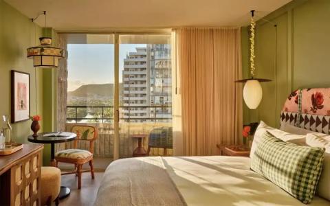 Wayfinder Waikiki - 15