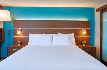 Holiday Inn Express WAIKIKI by IHG - 48