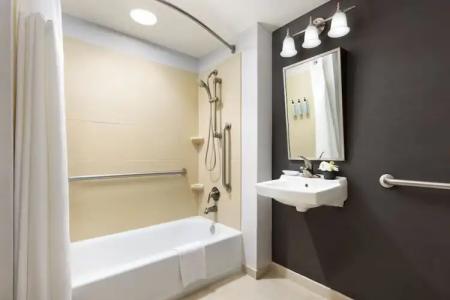 Courtyard Atlantic City Beach Block - 32