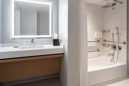 Miami Marriott Biscayne Bay - 8